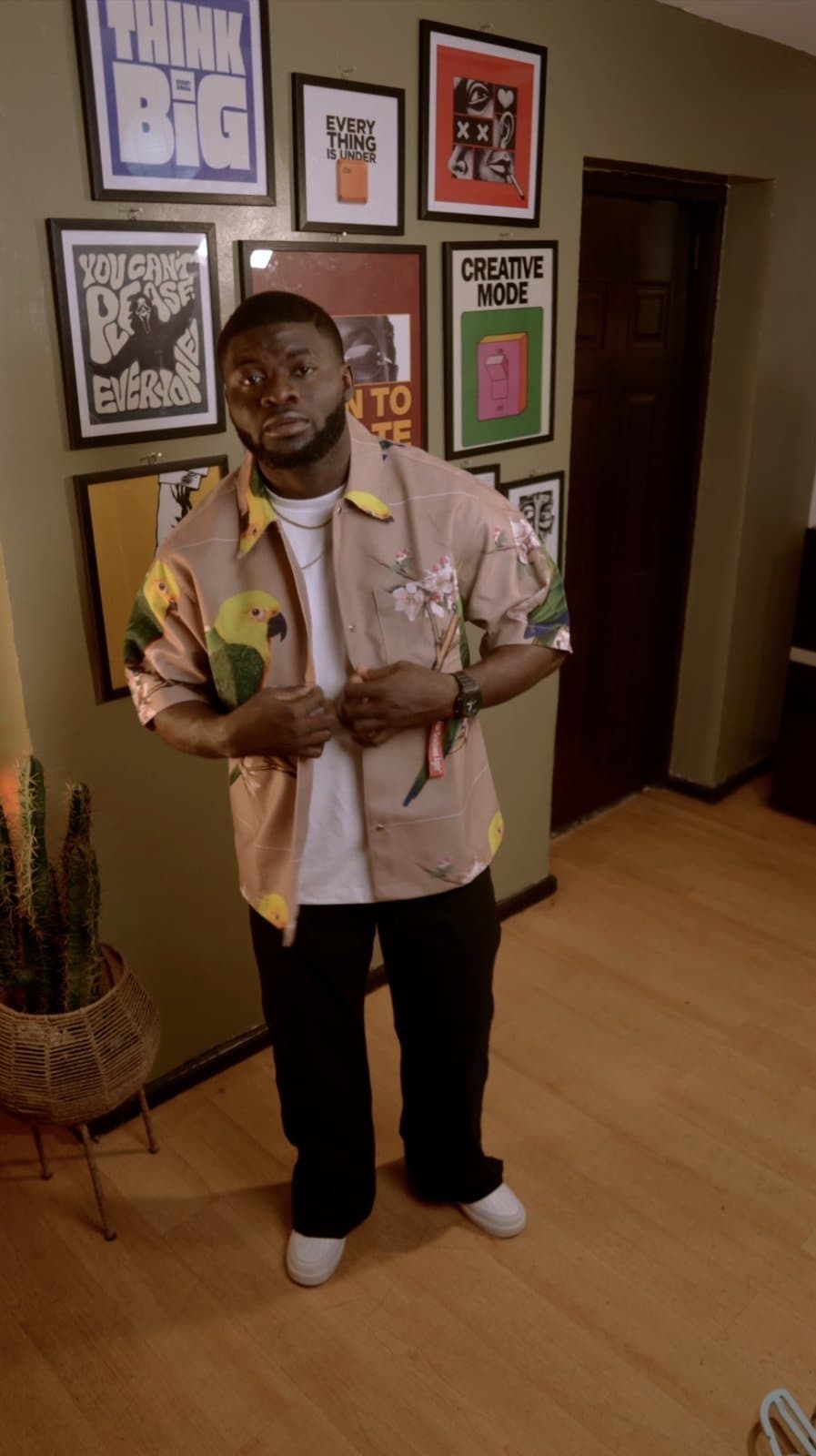 Parrot Prince Tapestry Shirt